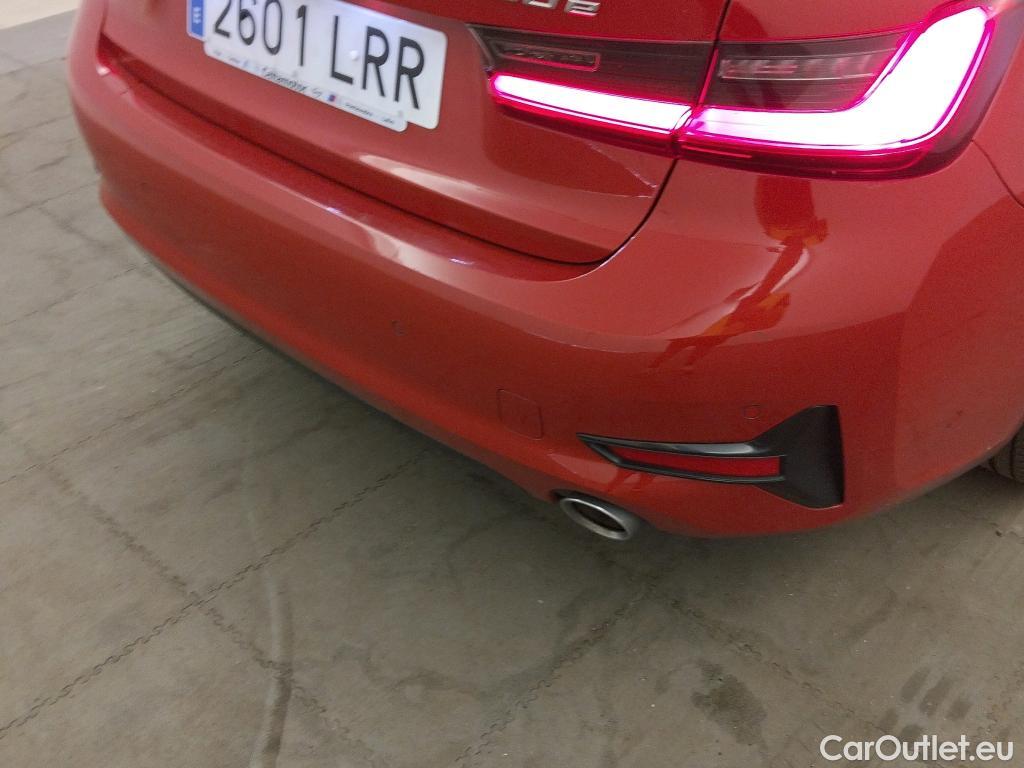  Bmw  Serie 3 BMW  / 2018 / 4P / sedán 330e #13