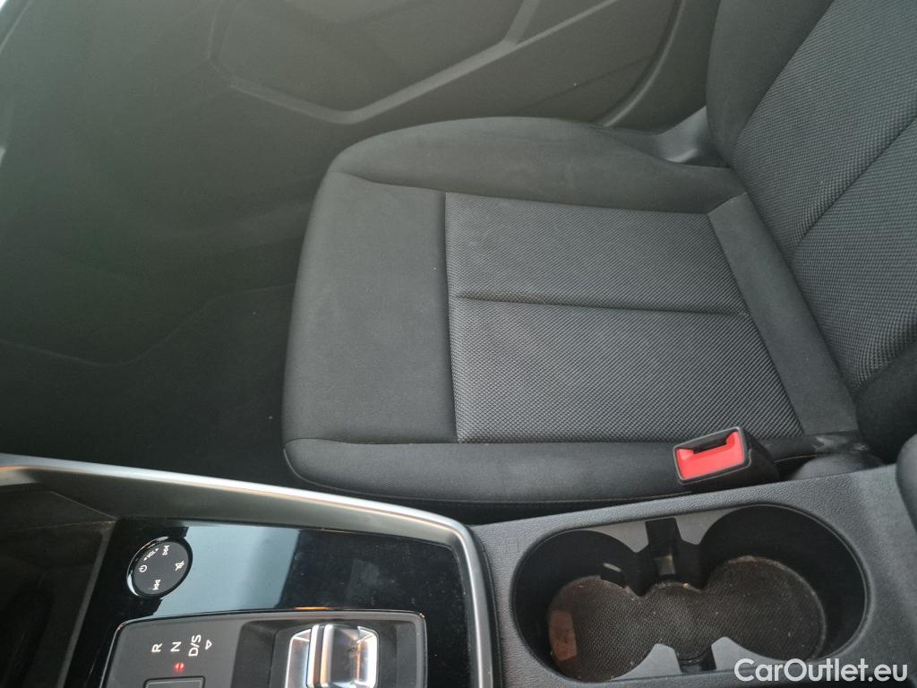  Audi  A3 AUDI  / 2020 / 5P / berlina con portón Sportback 30 TFSI 81kW (110CV) S tronic #19
