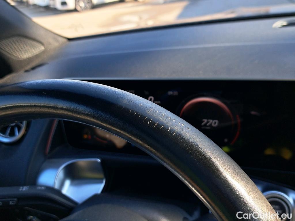  Mercedes  GLB MERCEDES-BENZ  / 2019 / 5P / todoterreno 2.0  200 D DCT 110KW (150CV) (AC) #25