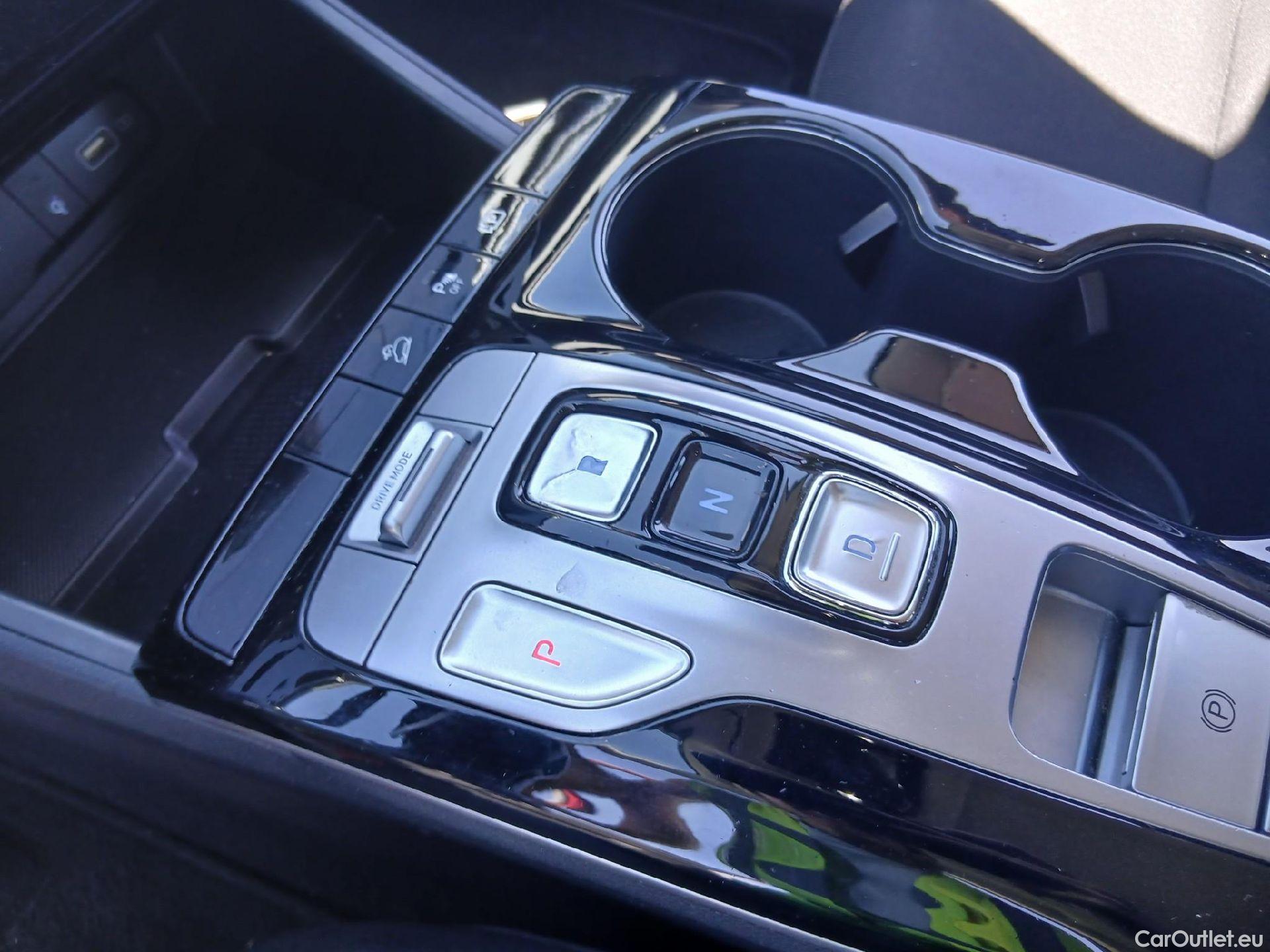  Hyundai  Tucson HYUNDAI  / 2020 / 5P / todoterreno 1.6 TGDI 169kW (230CV) HEV Maxx Sky Auto #24