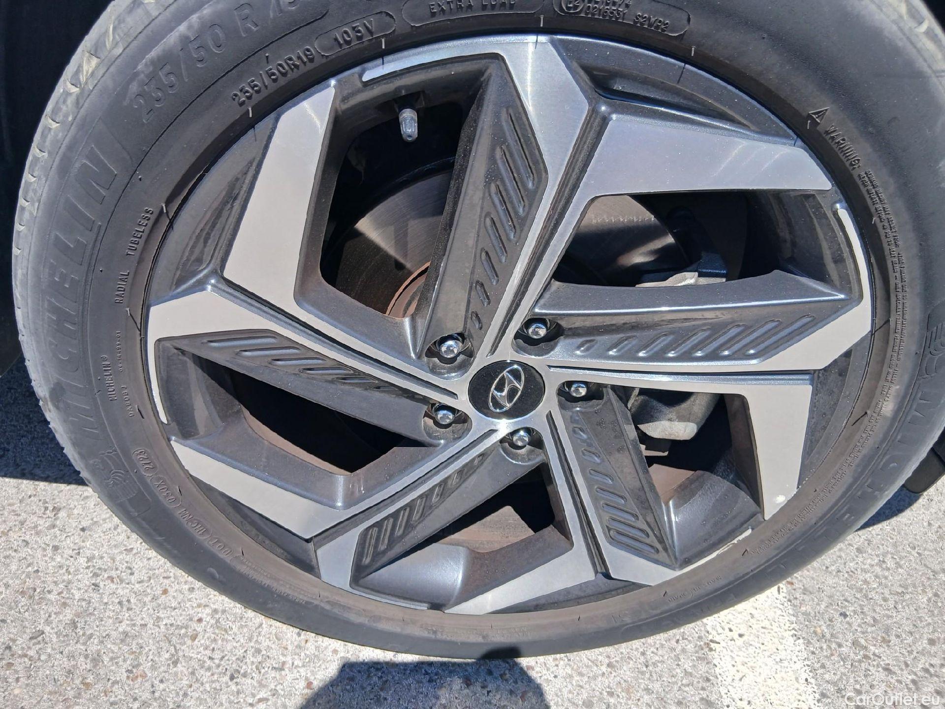  Hyundai  Tucson HYUNDAI  / 2020 / 5P / todoterreno 1.6 TGDI PHEV 195kW Maxx Auto 4X4 #54