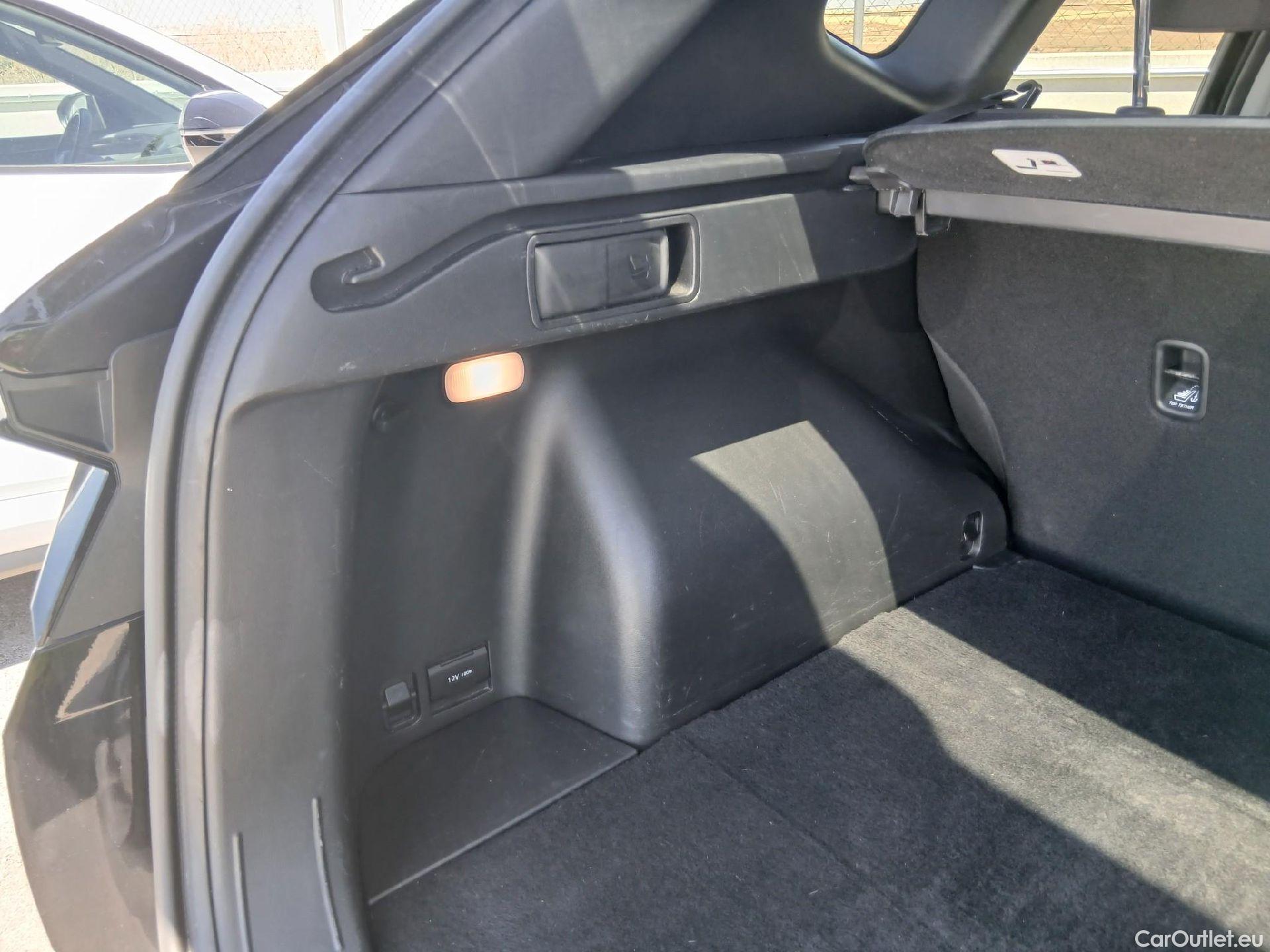  Hyundai  Tucson HYUNDAI  / 2020 / 5P / todoterreno 1.6 CRDI 100kW (136CV) 48V Tecno DCT 2C #98