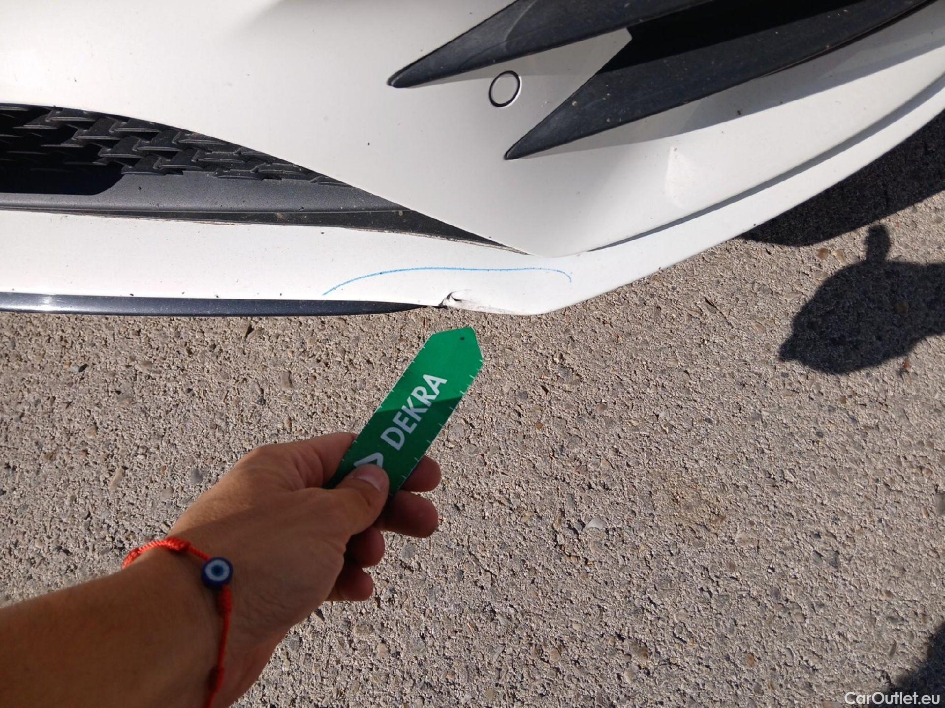  Mercedes  A-Klasse MERCEDES-BENZ Clase A / 2018 / 4P / sedán Sedán A 200 d #7