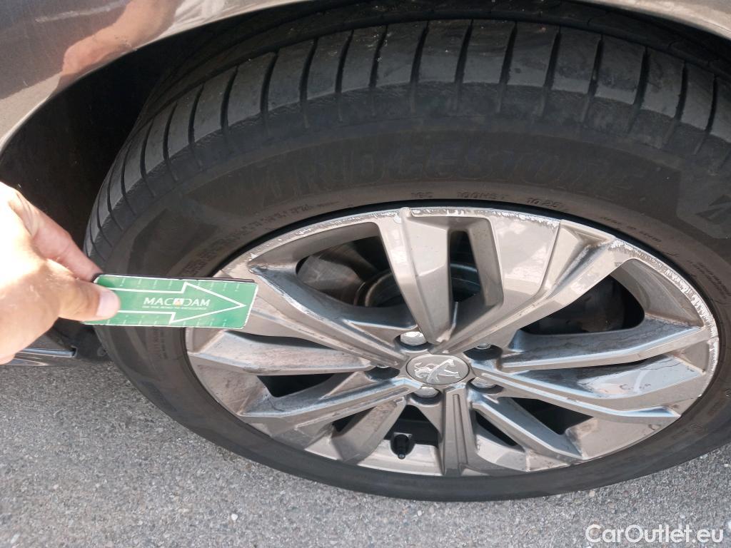  Peugeot  508 PEUGEOT  / 2018 / 5P / berlina con portón 5P Business Line BlueHDi 130 EAT8 (AC) #14