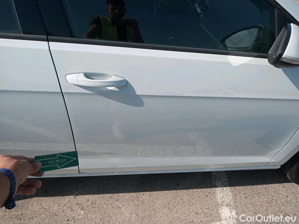 Volkswagen  Golf  VOLKSWAGEN / 2016 / 5P / berlina con portón e-ePower 110 kW (136CV) #6
