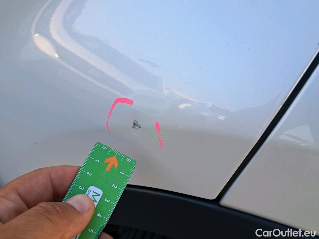  Toyota  C-HR TOYOTA  / 2019 / 5P / todoterreno 2.0 180H Advance #25