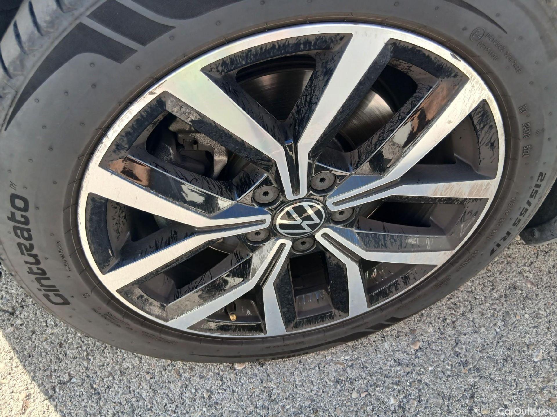  Volkswagen  Passat VOLKSWAGEN  / 2019 / 5P / familiar Variant Executive 2.0 TDI 110kW DSG #10