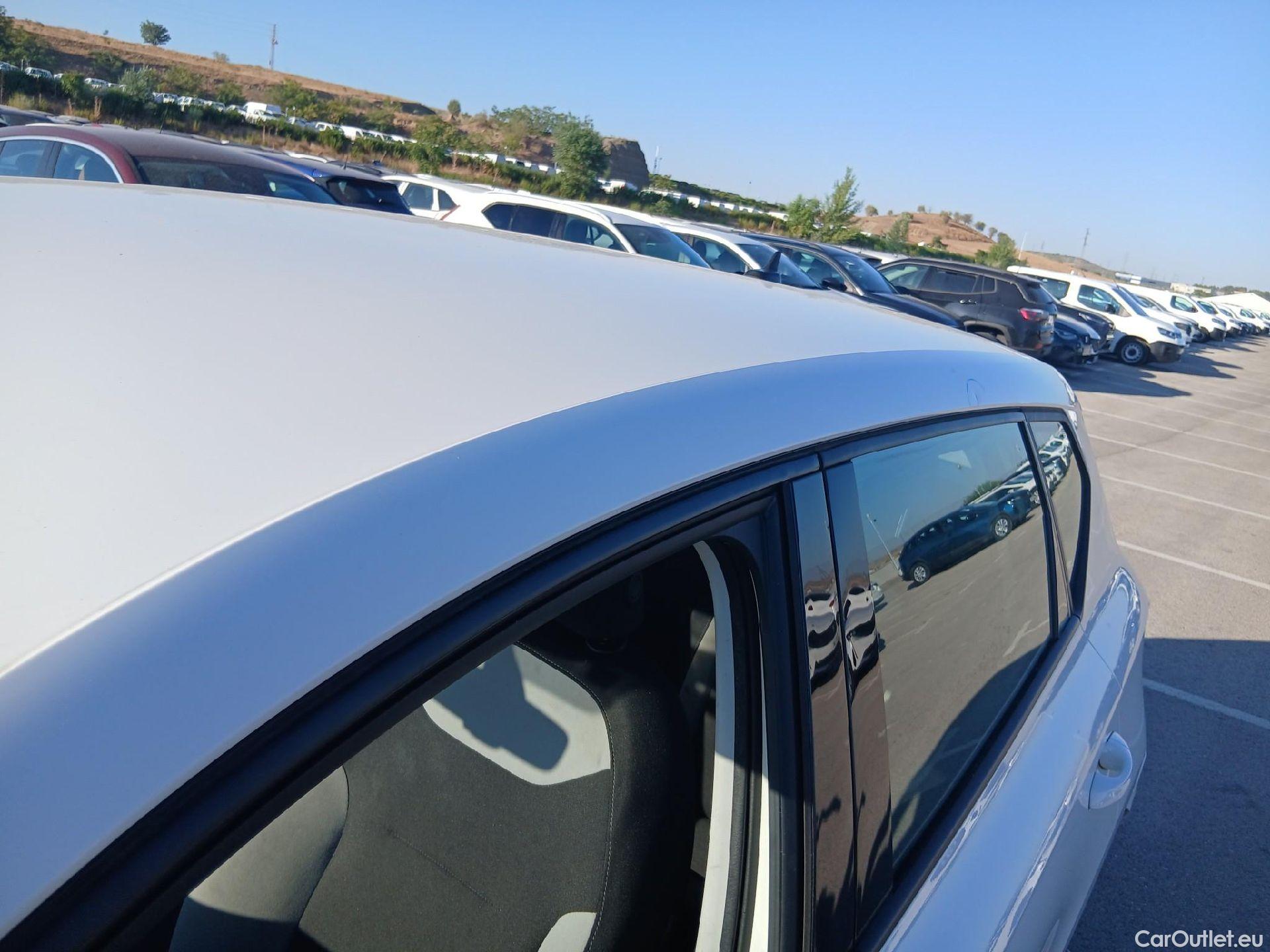  Seat  ATECA SEAT  / 2016 / 5P / todoterreno 2.0 TDI 85kW (115CV) St&Sp Reference #16