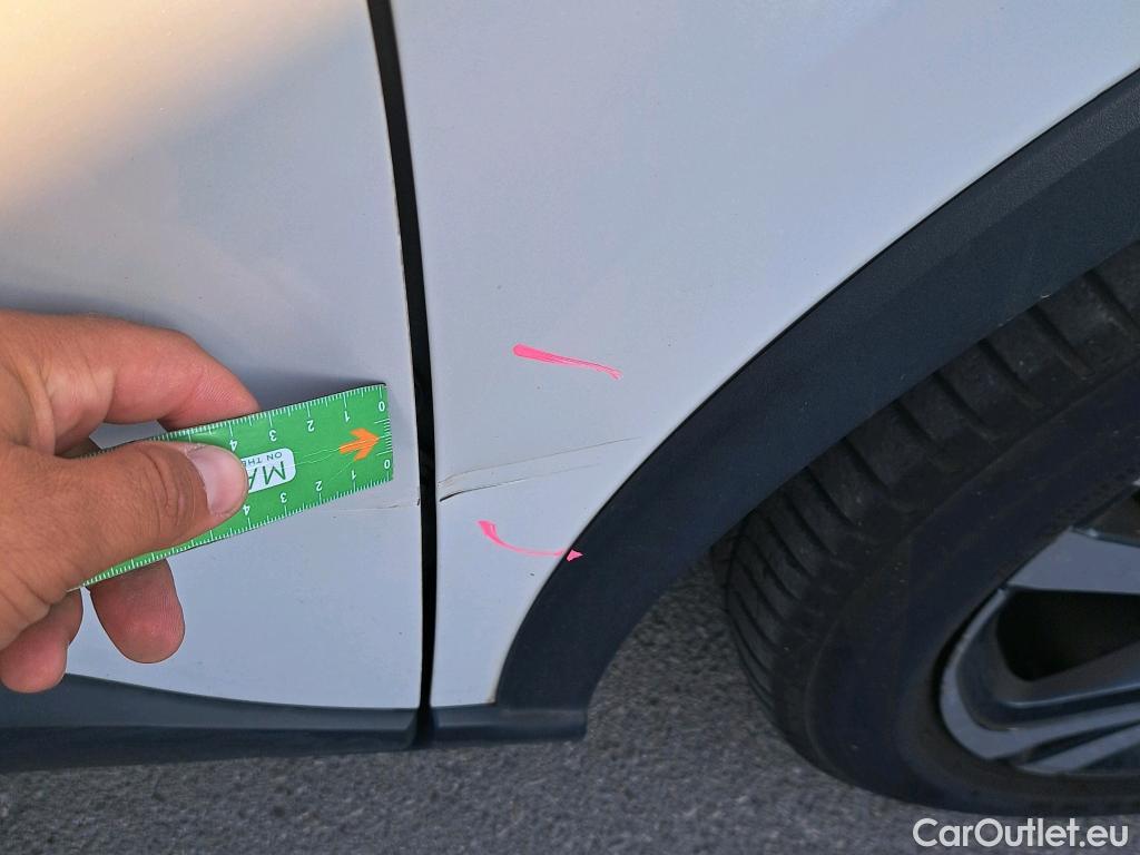  Toyota  C-HR TOYOTA  / 2019 / 5P / todoterreno 2.0 180H Advance #19