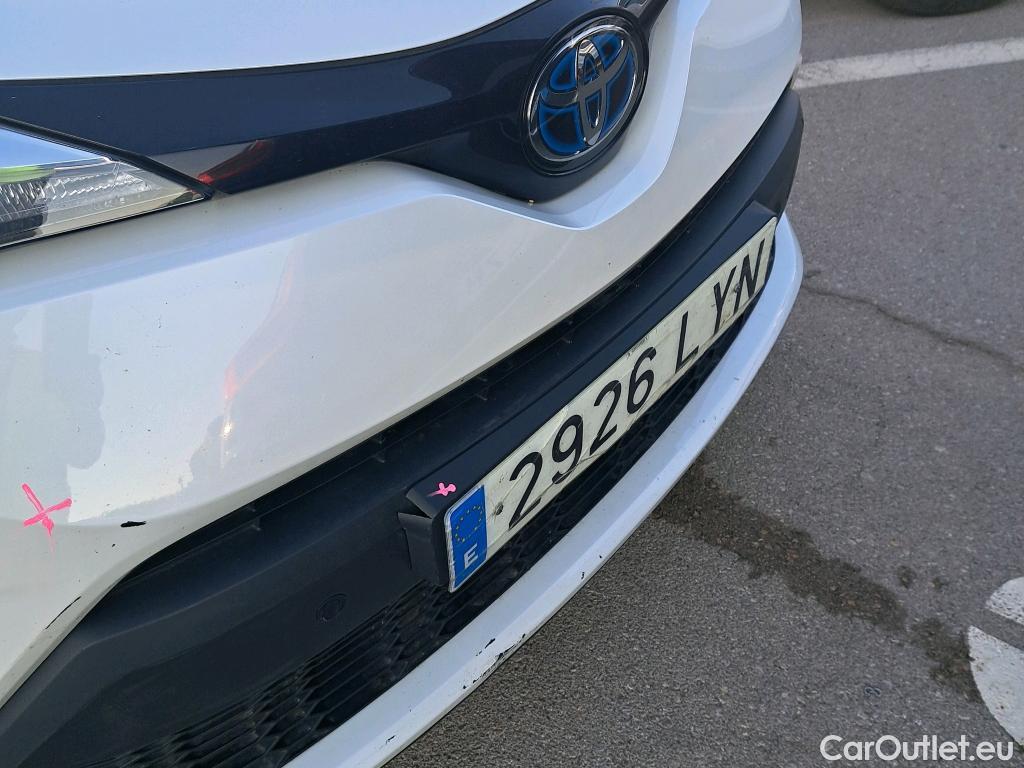  Toyota  C-HR TOYOTA  / 2019 / 5P / todoterreno 2.0 180H Advance #22