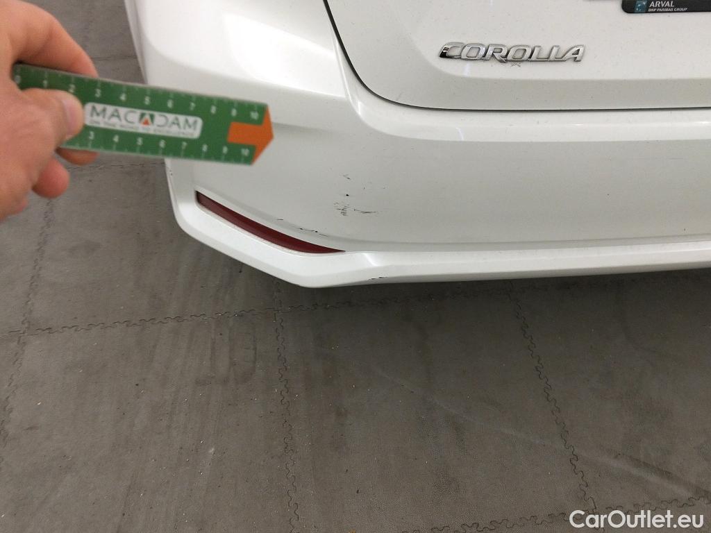  Toyota  Corolla TOYOTA  / 2019 / 4P / sedán 1.8 125H BUSINESS PLUS E-CVT SEDAN #9