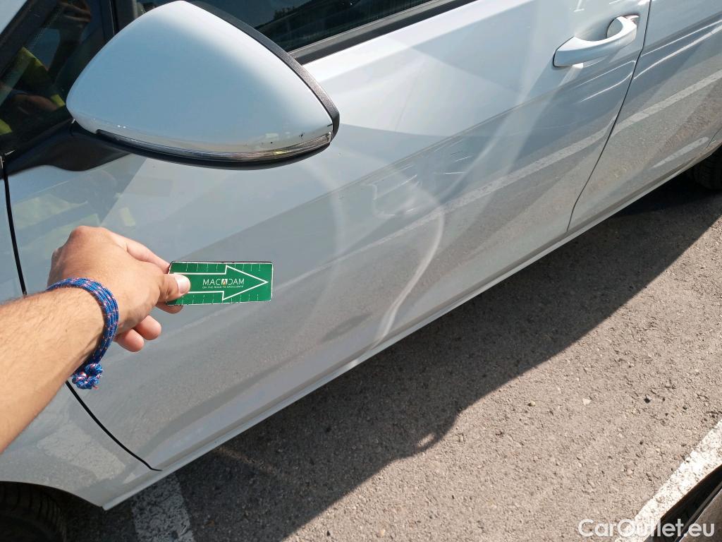  Volkswagen  Golf  VOLKSWAGEN / 2016 / 5P / berlina con portón e-ePower 110 kW (136CV) #11