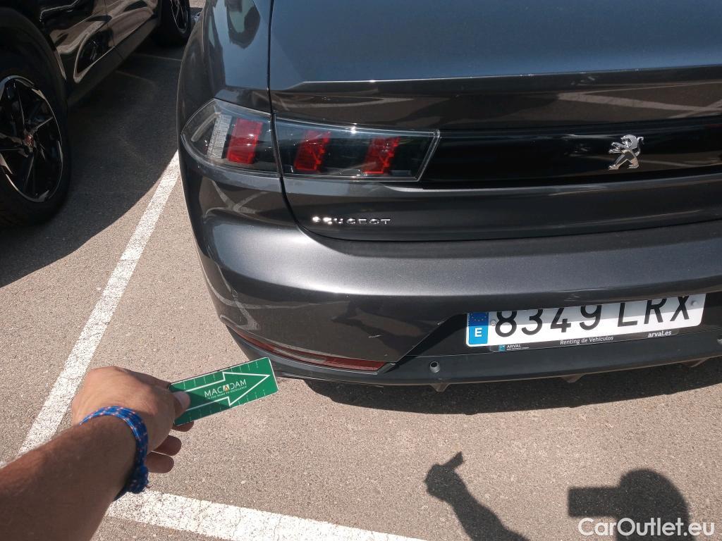  Peugeot  508 PEUGEOT  / 2018 / 5P / berlina con portón 5P Business Line BlueHDi 130 EAT8 (AC) #16