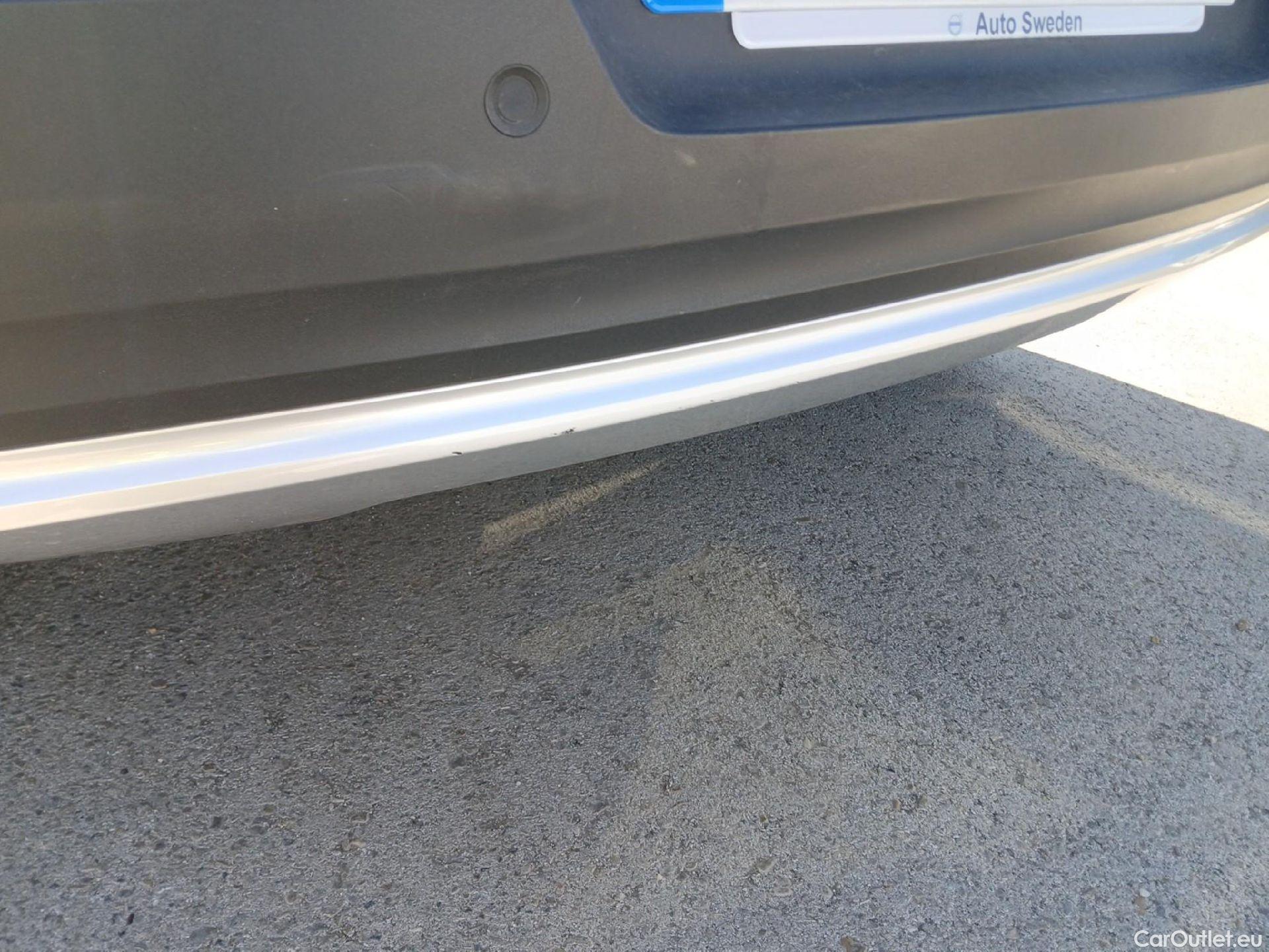  Volvo  XC 40 VOLVO XC40 / 2021 / 5P / todoterreno 2.0 B3 G Core Auto #25