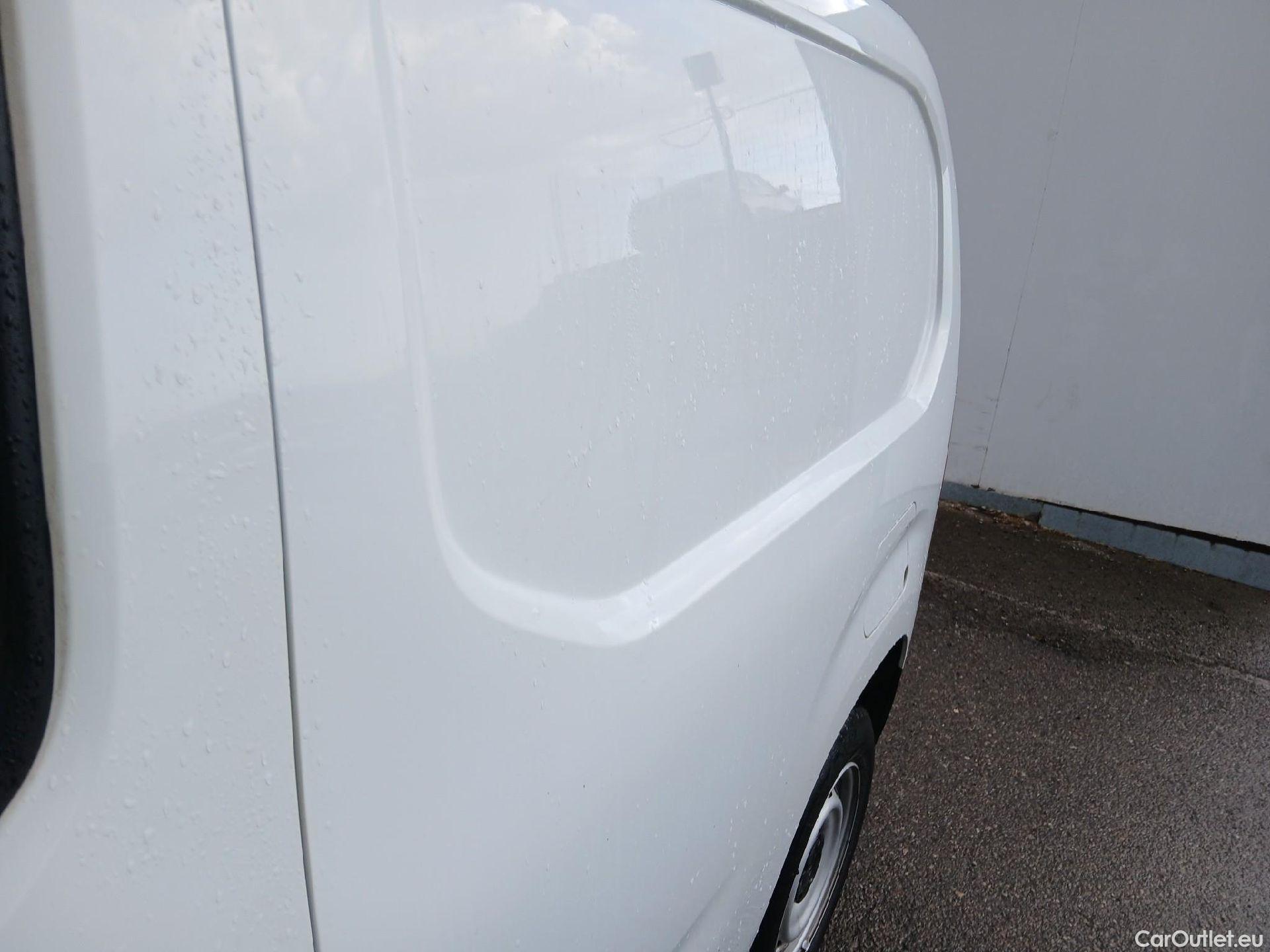  Citroen  Berlingo CITROEN  / 2018 / 3P / furgón derivado de turismo Talla M BlueHDi 100 CONTROL (AC2) #8