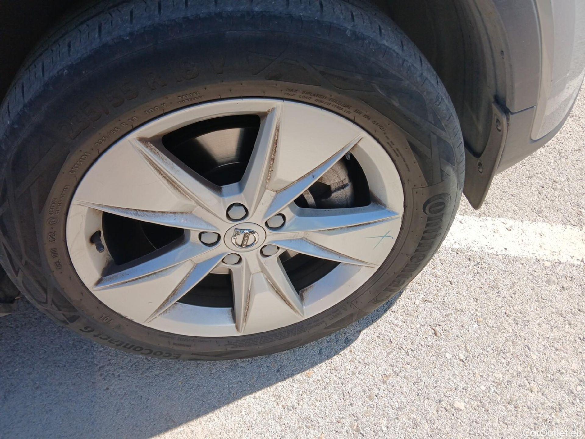  Volvo  XC 40 VOLVO XC40 / 2021 / 5P / todoterreno 2.0 B3 G Core Auto #8