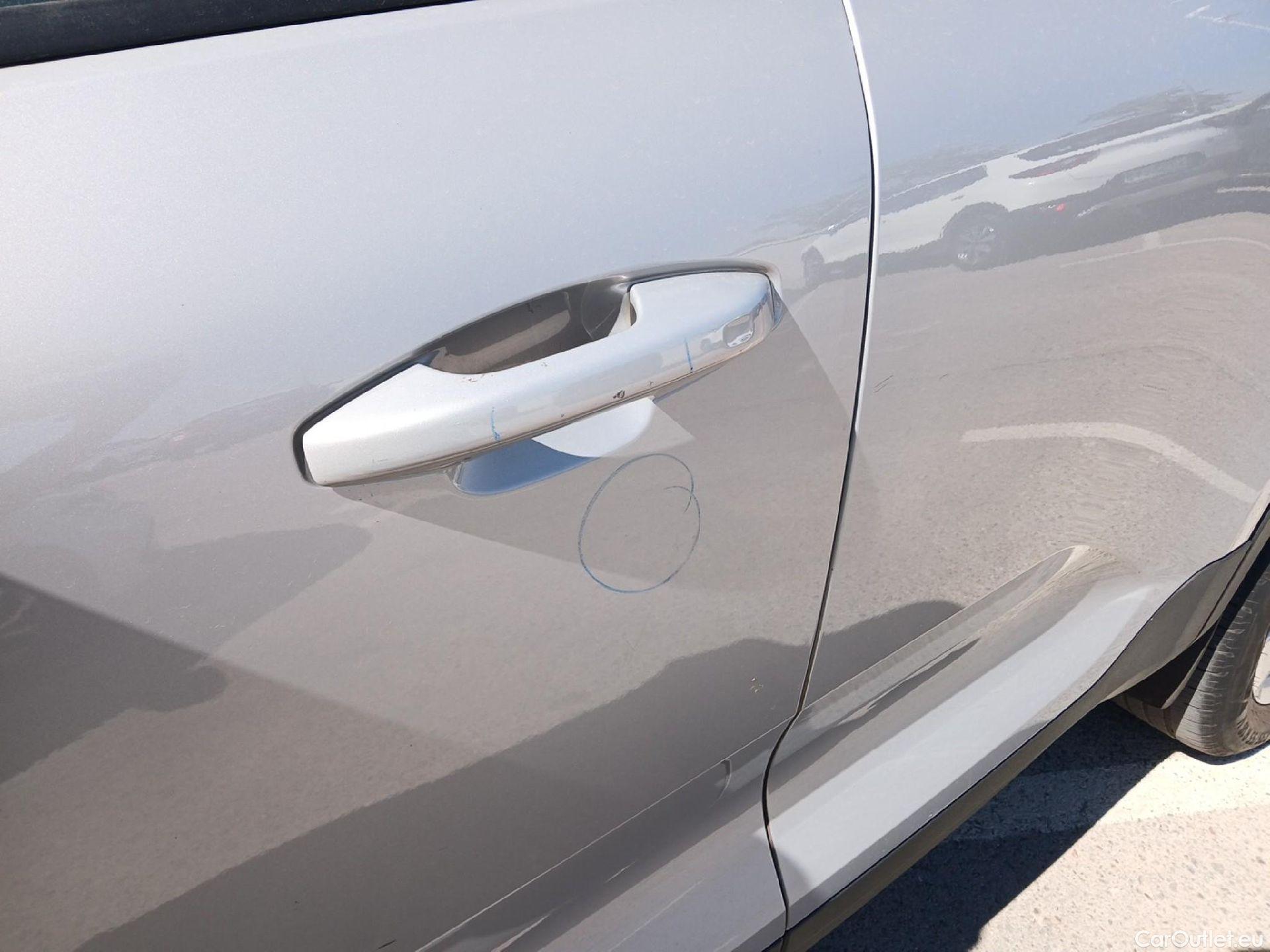  Volvo  XC 40 VOLVO XC40 / 2021 / 5P / todoterreno 2.0 B3 G Core Auto #21