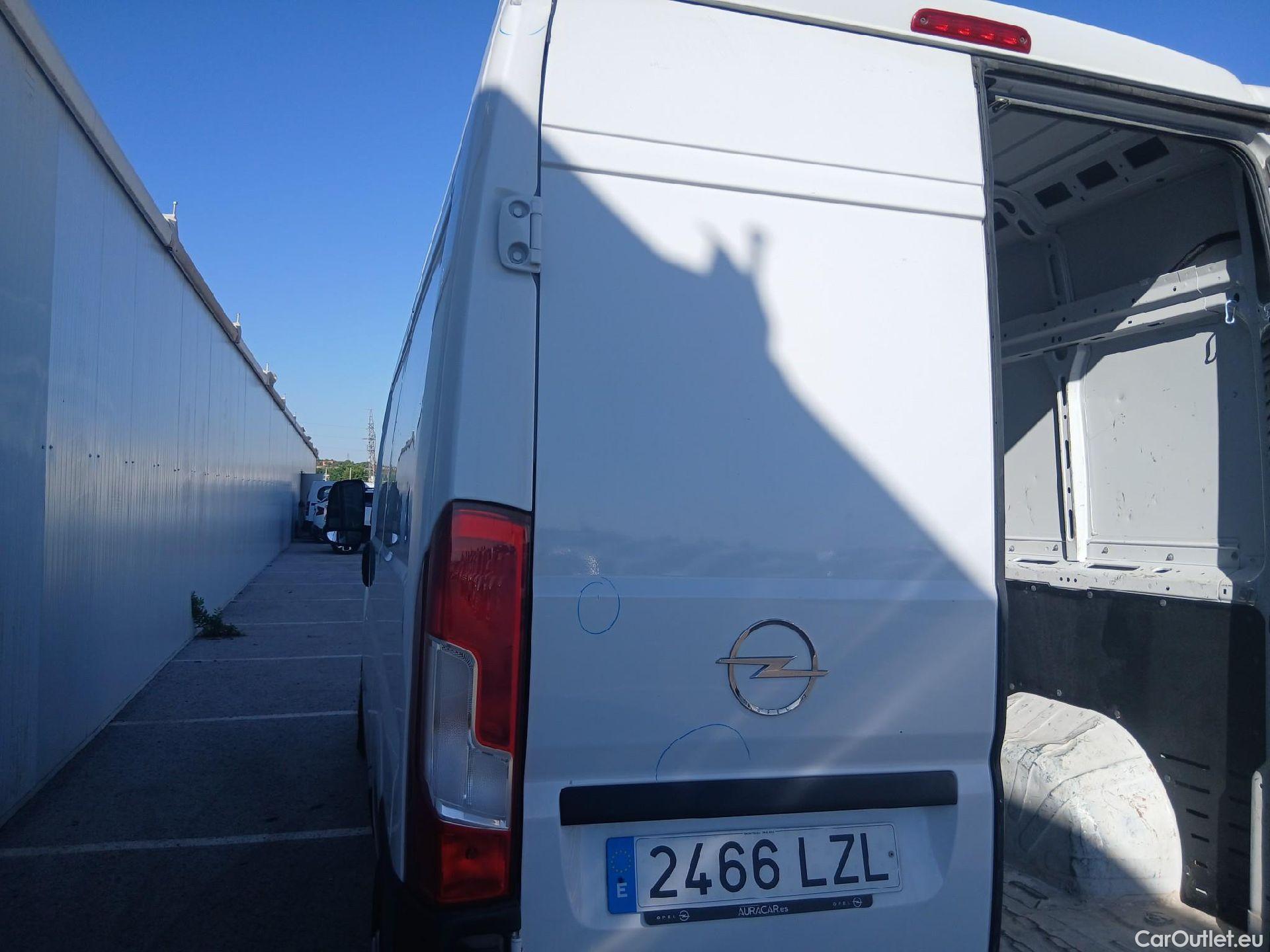  Opel  Movano OPEL  / 2021 / 4P / furgón  Fgón Base L2H2 3.5T 2.2 BHDi 88kW #18