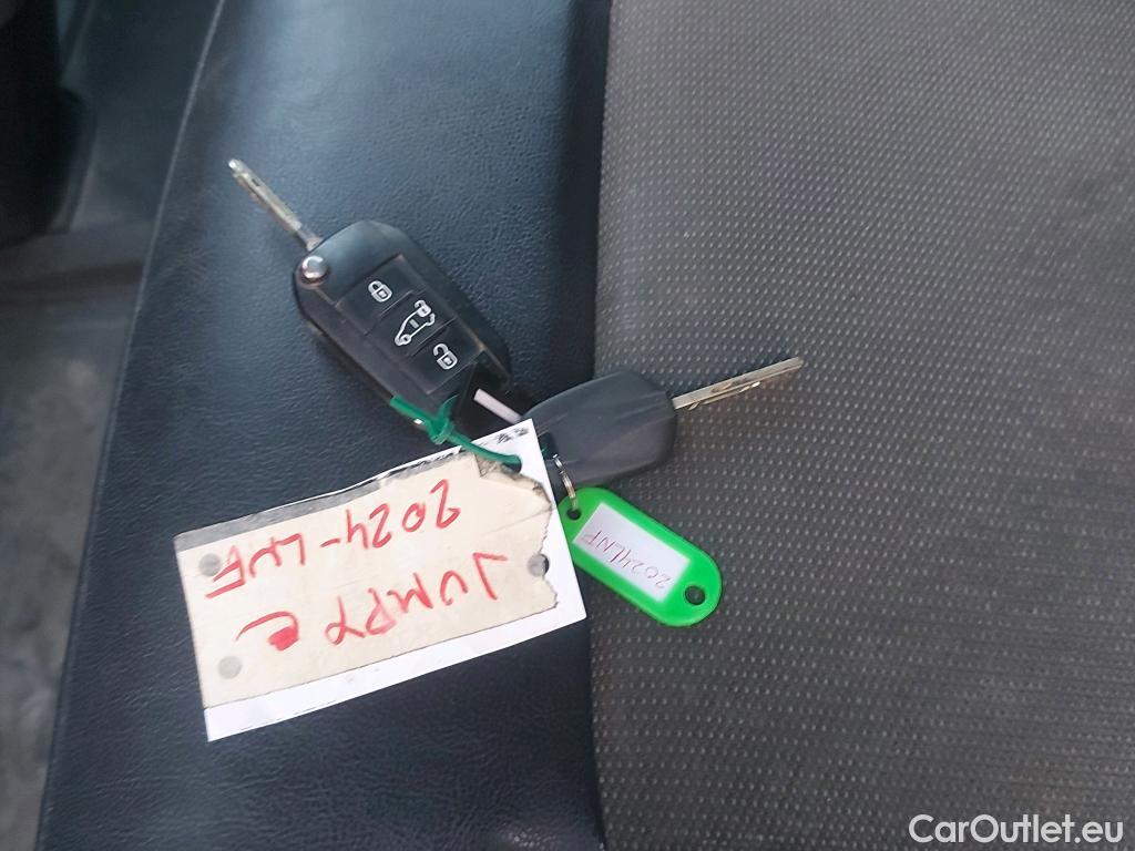  Citroen  Jumpy CITROEN  / 2016 / 4P / furgón ë- Talla M 75 KWh Control  #6