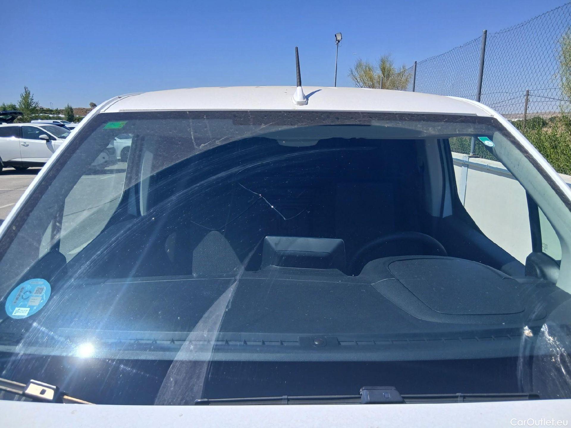  Citroen  Berlingo CITROEN  / 2018 / 4P / furgón derivado de turismo Talla M BlueHDi 100 CLUB (CA) #3