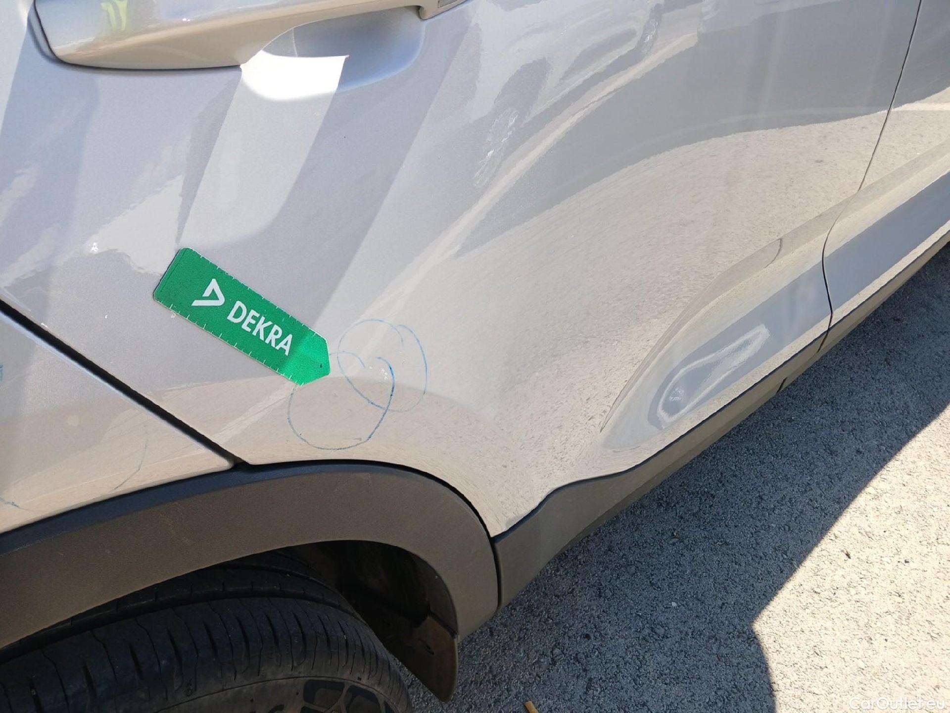  Volvo  XC 40 VOLVO XC40 / 2021 / 5P / todoterreno 2.0 B3 G Core Auto #32