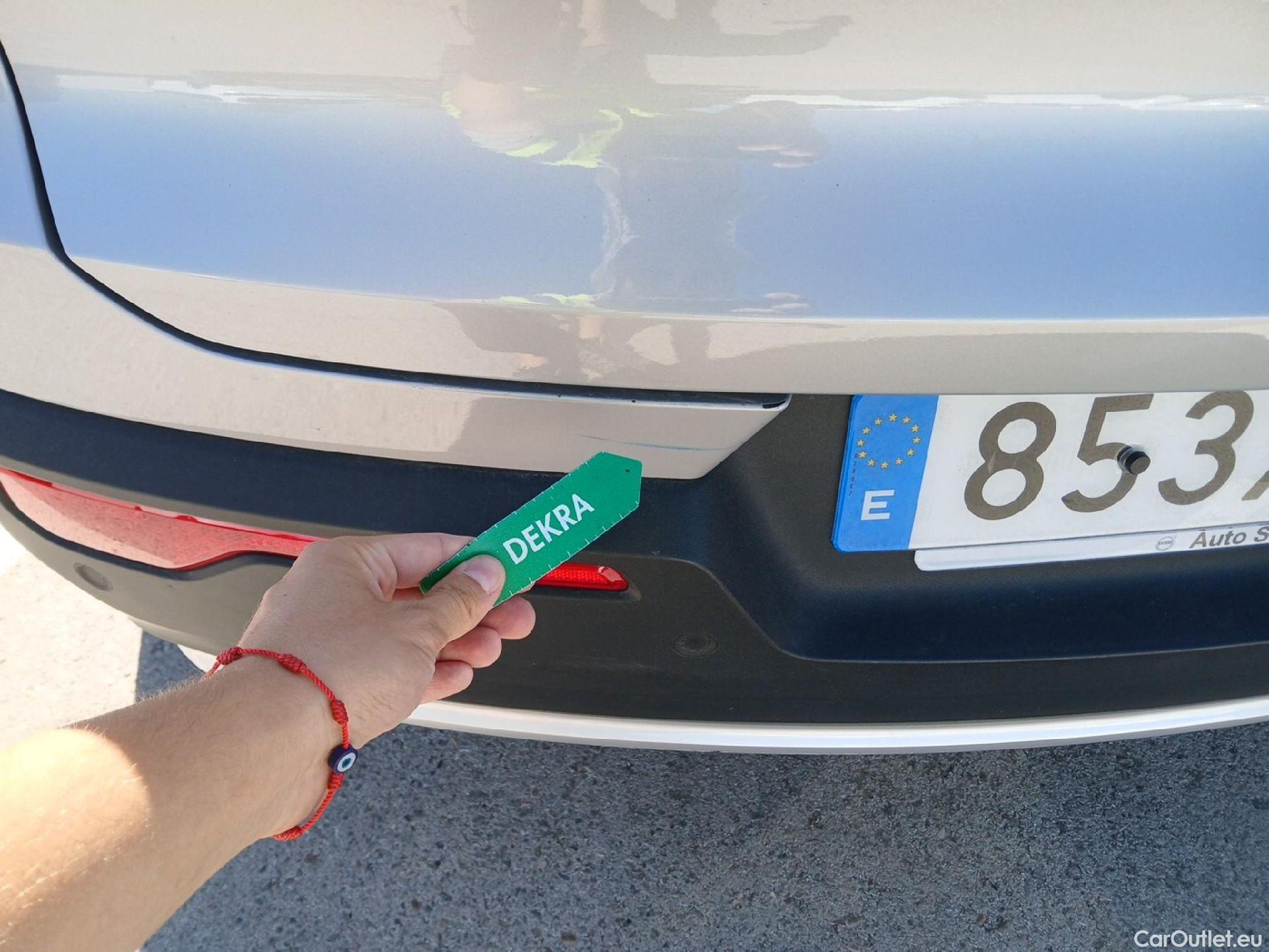  Volvo  XC 40 VOLVO XC40 / 2021 / 5P / todoterreno 2.0 B3 G Core Auto #23