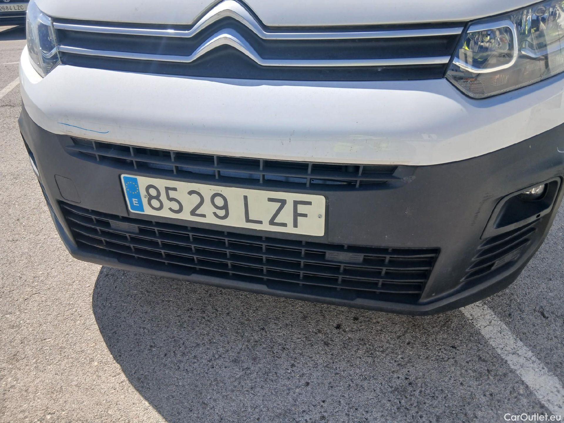  Citroen  Berlingo CITROEN  / 2018 / 4P / furgón derivado de turismo Talla M BlueHDi 100 CLUB (CA) #8