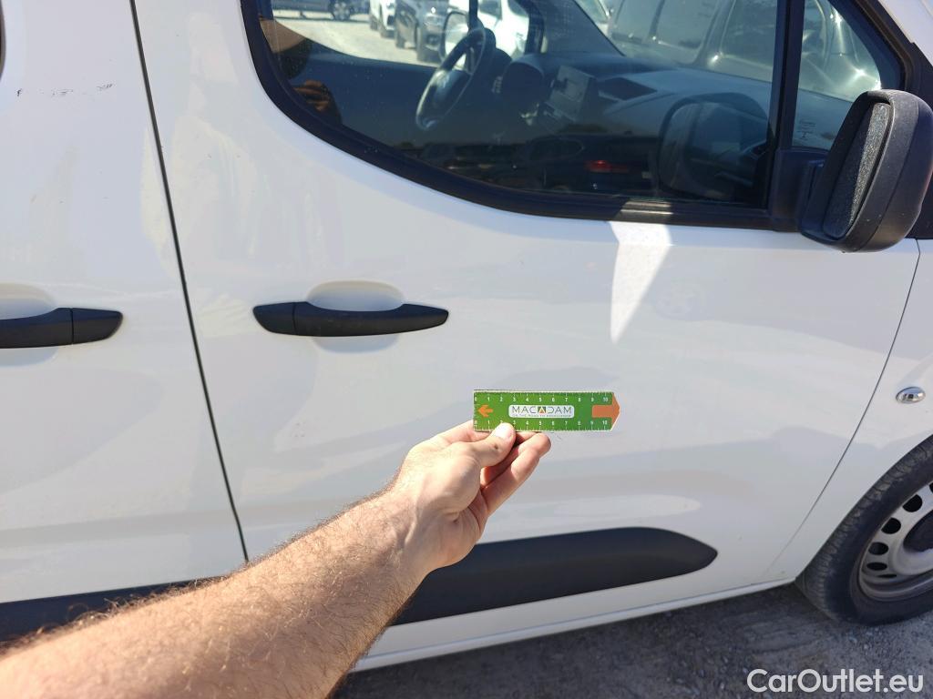  Citroen  Berlingo CITROEN  / 2018 / 4P / monovolumen compacto Talla M BlueHDi 100 S&S LIVE #34