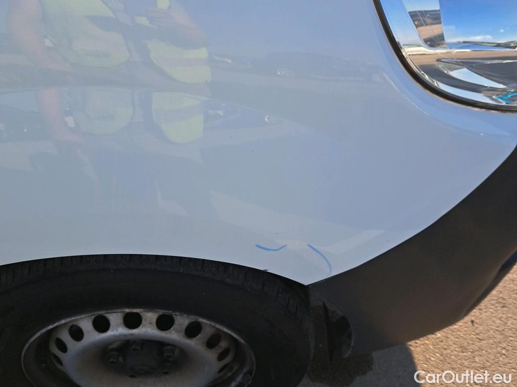  Renault  Kangoo RENAULT  Furgón/2013/3P/furgón derivado de turismo Profesional Blue dCi 59 kW (80CV) #27