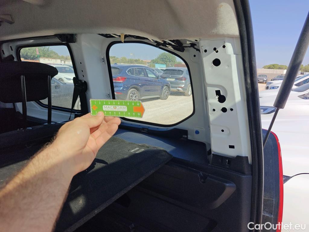  Citroen  Berlingo CITROEN  / 2018 / 4P / monovolumen compacto Talla M BlueHDi 100 S&S LIVE #45