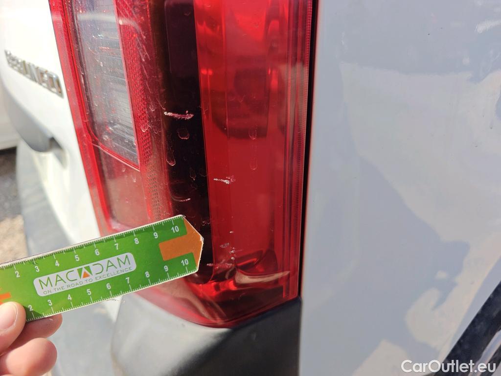  Citroen  Berlingo CITROEN  / 2018 / 4P / monovolumen compacto Talla M BlueHDi 100 S&S LIVE #47