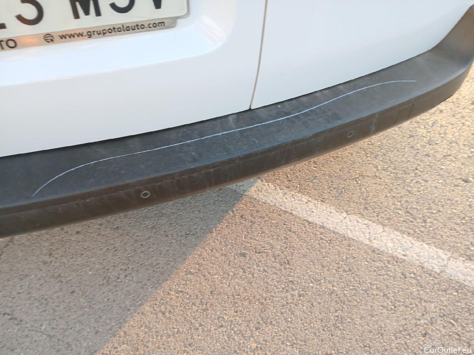  Peugeot  Expert PEUGEOT  / 2016 / 4P / furgón Furgón BlueHDi 100 S&S 6v Standard #35