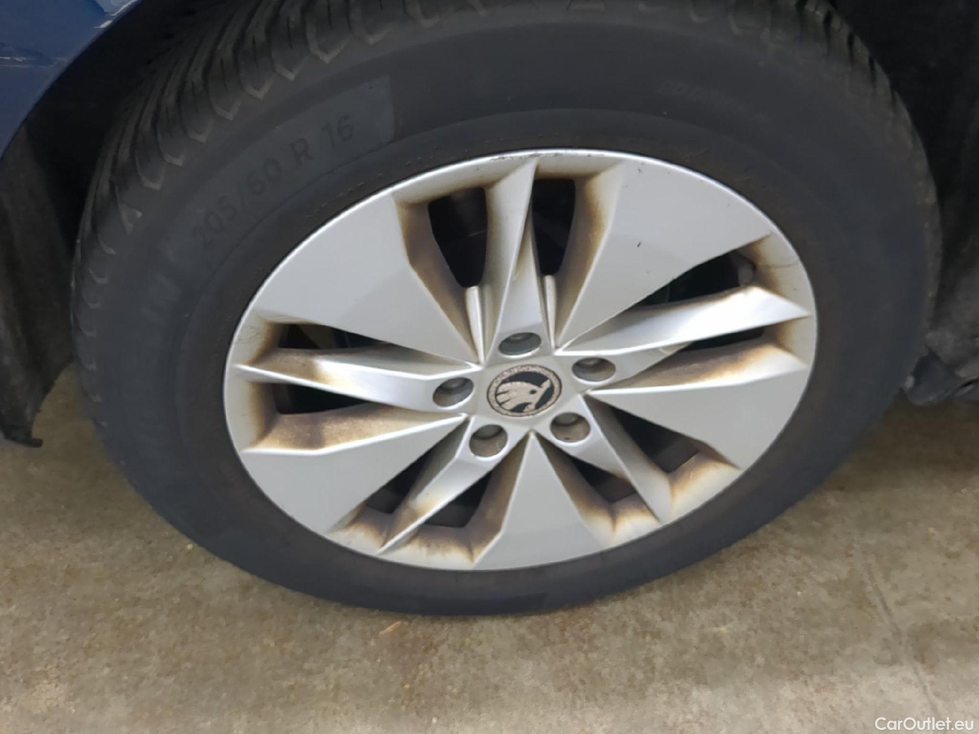  Skoda  Octavia  Break Business 2.0 TDI 150CV BVA7 E6d #26
