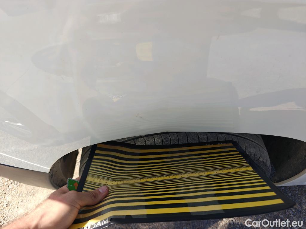  Citroen  Berlingo CITROEN  / 2018 / 4P / monovolumen compacto Talla M BlueHDi 100 S&S LIVE #2