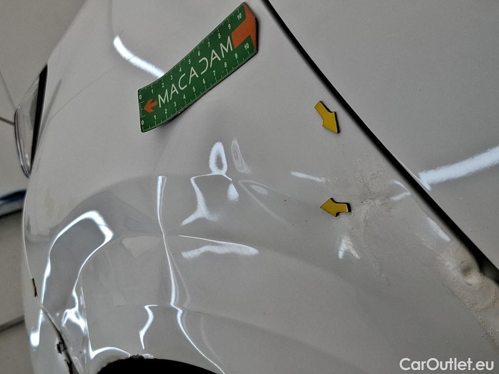  Peugeot  208  Premium 1.5 HDi 100CV BVM6 E6d #4