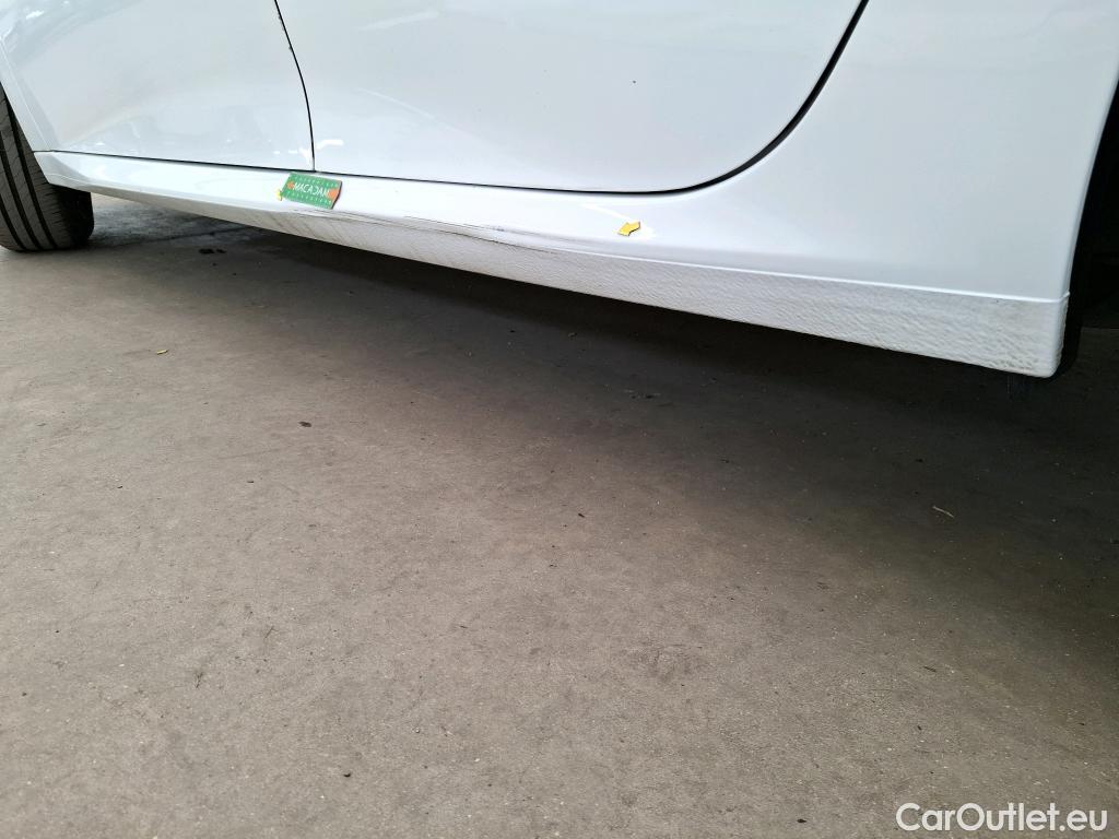  Peugeot  208  Premium 1.5 HDi 100CV BVM6 E6d #19