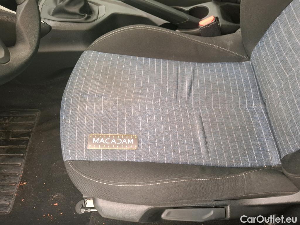  Peugeot  208  Premium 1.5 HDi 100CV BVM6 E6d #24