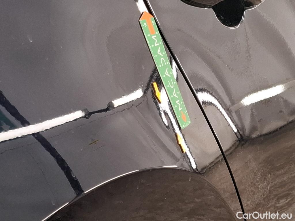  Toyota  Corolla TOYOTA  Touring Sports / 2018 / 5P / Break Hybride 122h Dynamic Business Stage Acad #29