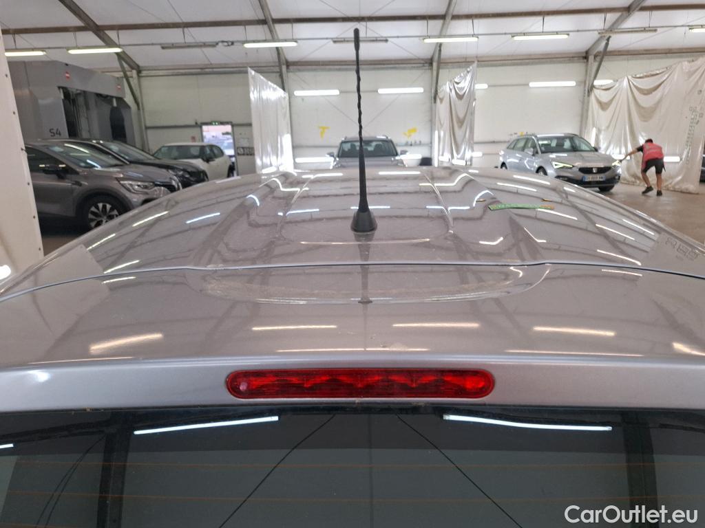  Citroen  C3  Société Feel 1.5 BlueHDI 100CV BVM6 E6d #3