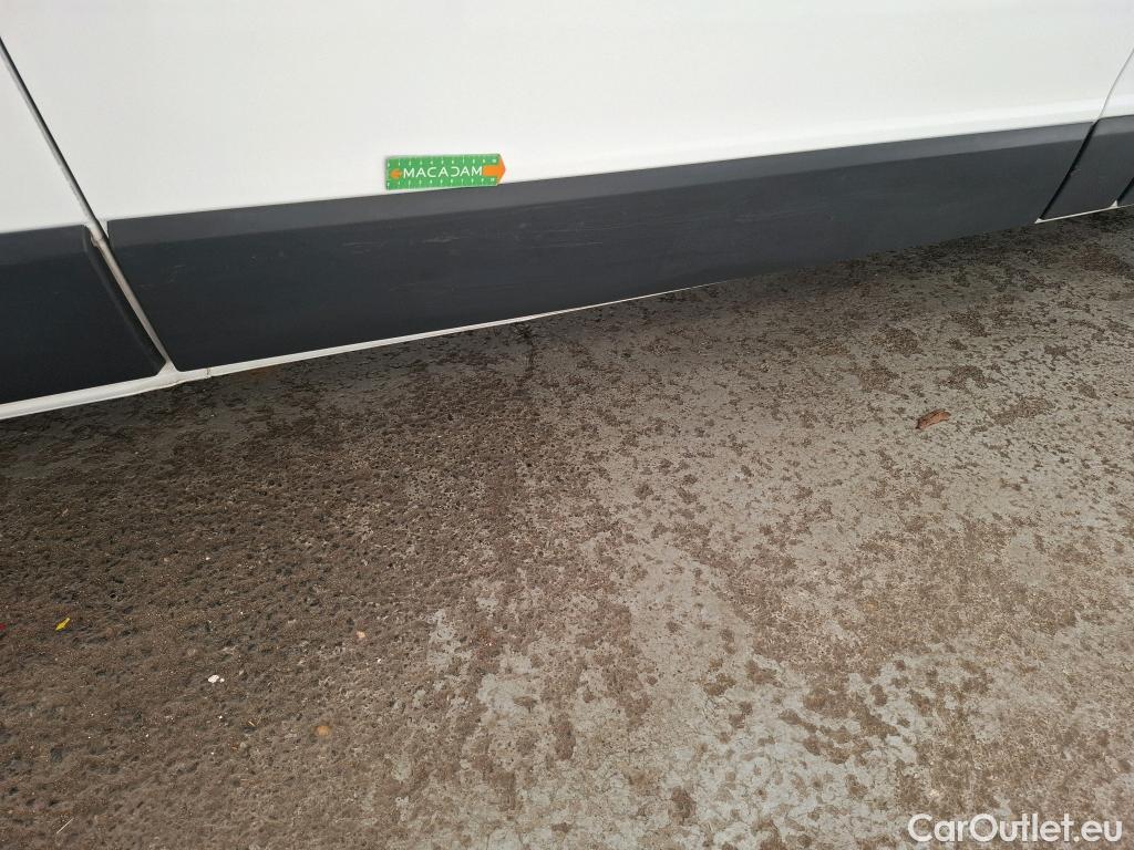  Renault  Trafic RENAULT  / 2021 / 4P / Fourgon tôlé FG GCF L2H1 3T Blue dCi 130 #70