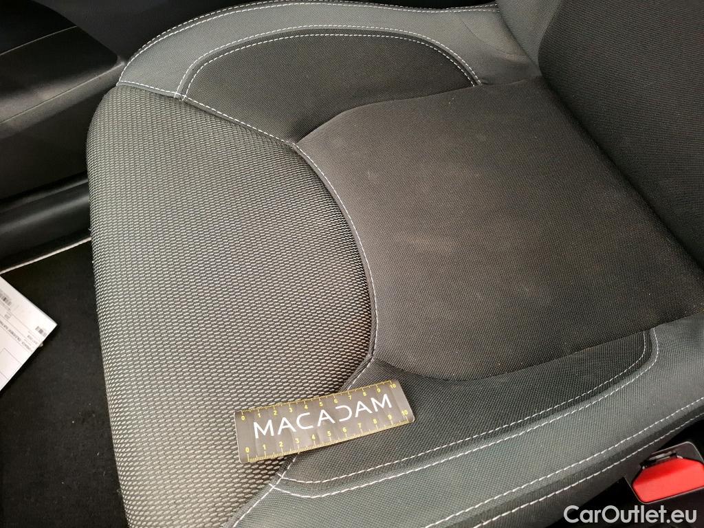  Renault  Clio  IV Air MediaNav 1.5 dCi 75CV BVM5 E6 #9