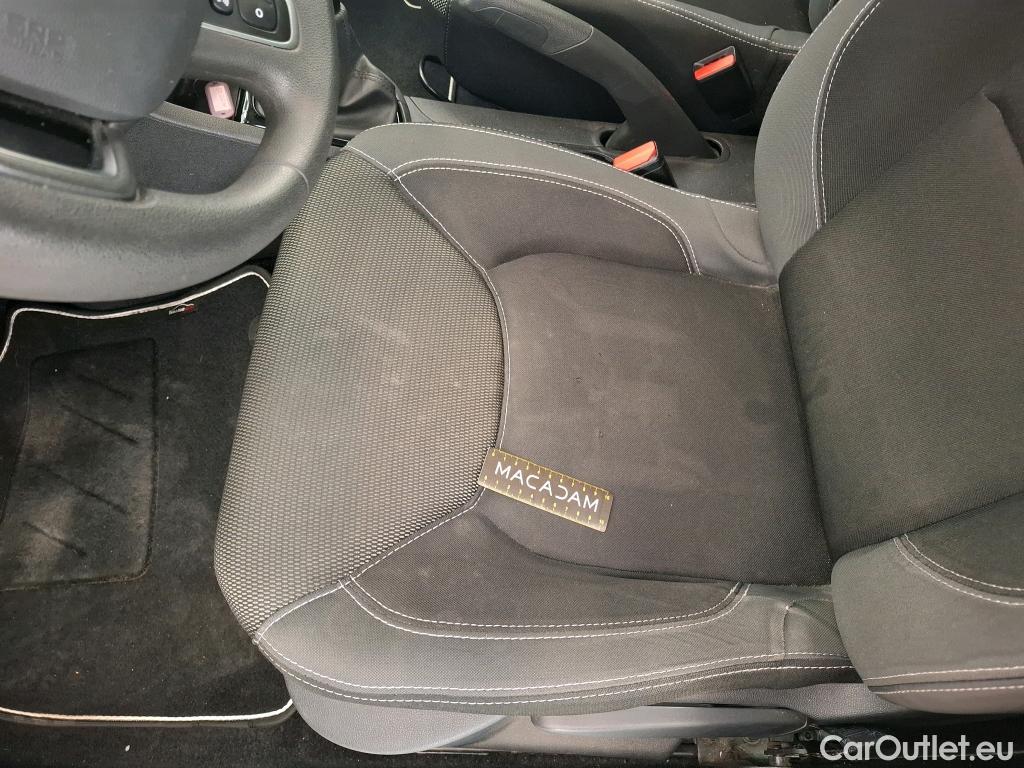  Renault  Clio  IV Air MediaNav 1.5 dCi 75CV BVM5 E6 #7