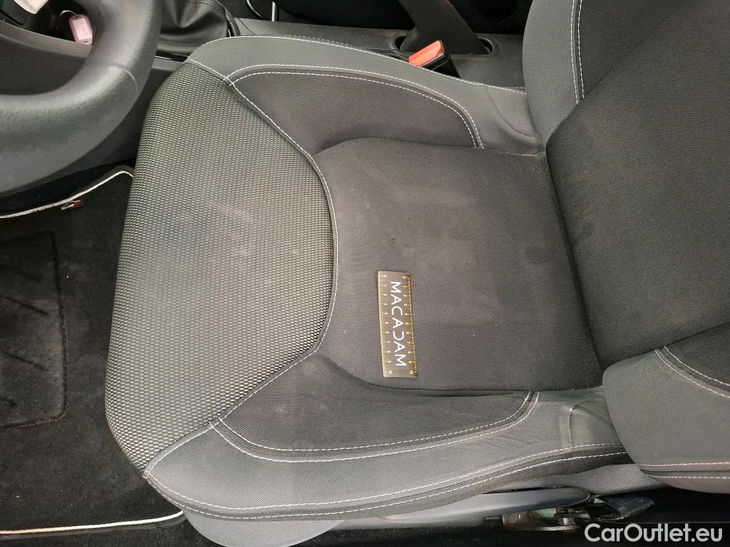  Renault  Clio  IV Air MediaNav 1.5 dCi 75CV BVM5 E6 #1