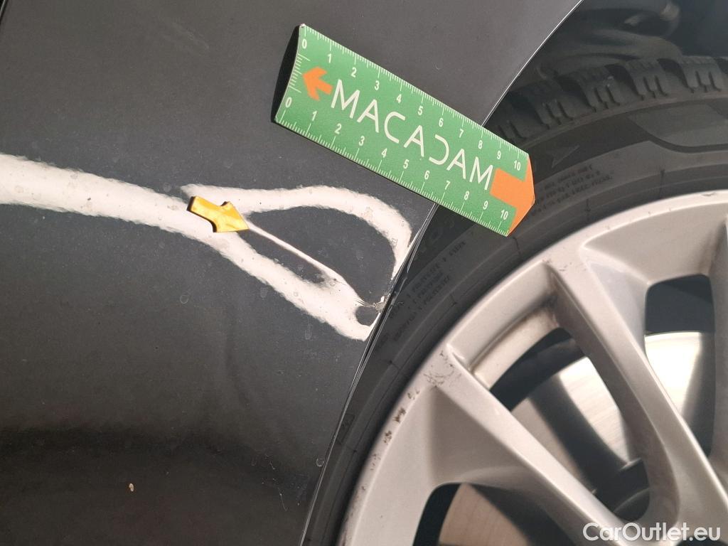  Bmw  Serie 2 BMW Série 2 Gran Coupé / 2019 / 4P / Berline 220I AUTO #2