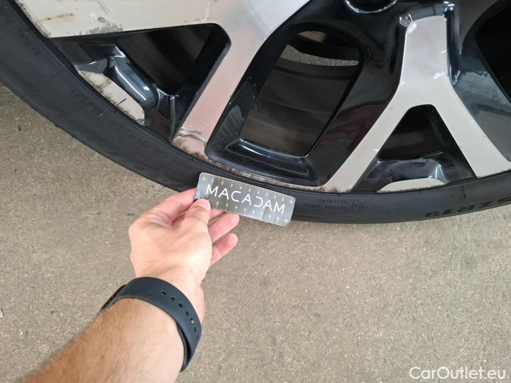  Citroen  C5 Aircross  Shine 1.6 PureTech 180CV BVA8 E6dT #48
