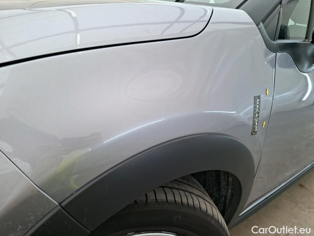  Citroen  C3  Plus 1.2 PureTech 80CV BVM5 6E #3