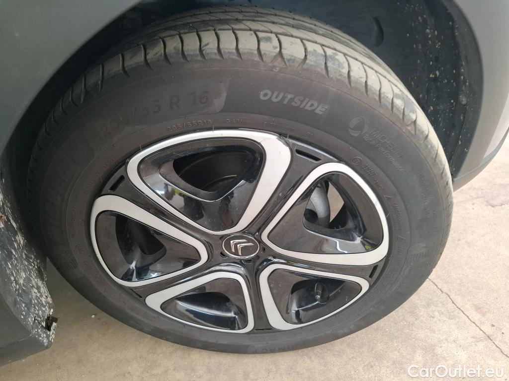  Citroen  C3  Plus 1.2 PureTech 80CV BVM5 6E #10