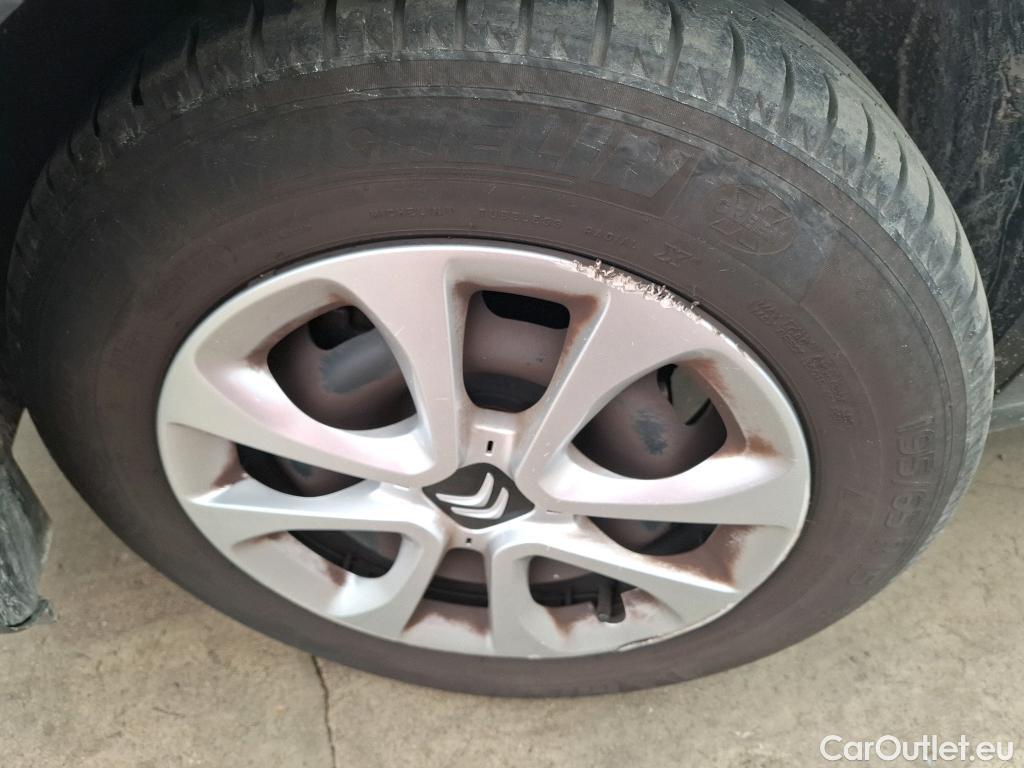  Citroen  C3  Feel 1.2 PureTech 80CV BVM5 E6 #7