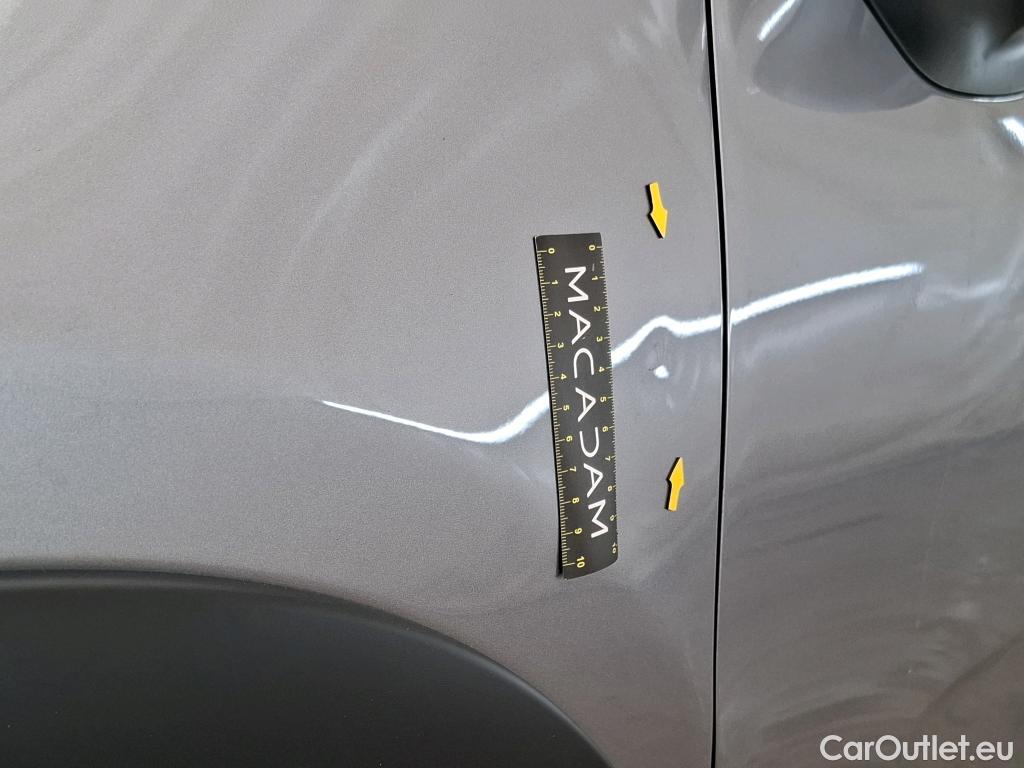  Citroen  C3  Plus 1.2 PureTech 80CV BVM5 6E #4