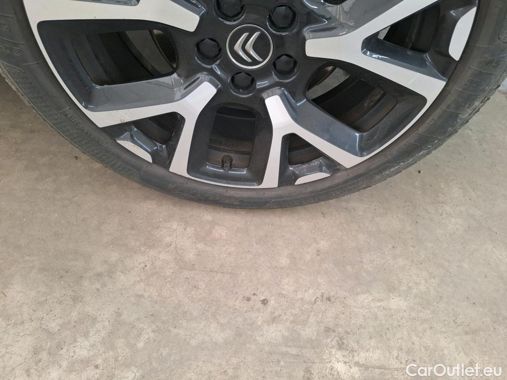  Citroen  C5 Aircross CITROEN  / 2018 / 5P / SUV Hybrid 225 ë-EAT8 Shine Pack #46